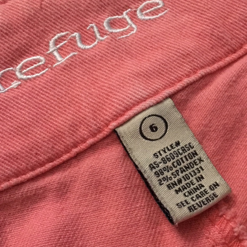 Double Button Jean Shorts - Picture 3 of 4